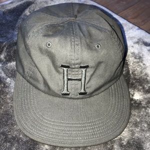 Black huf adjustable hat